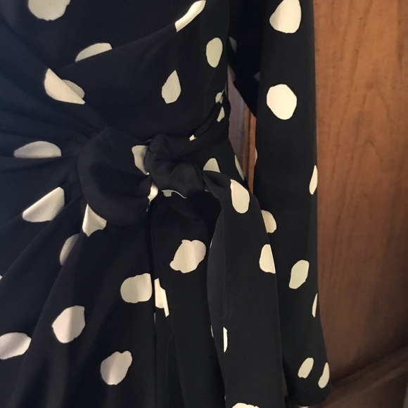 Vintage Frances Henaghan Lord& Taylor Classic Polka Dot Wrap Dress - Picture 4 of 9